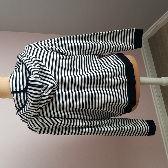 Ralph Lauren Hoodie - Picture 4 of 10